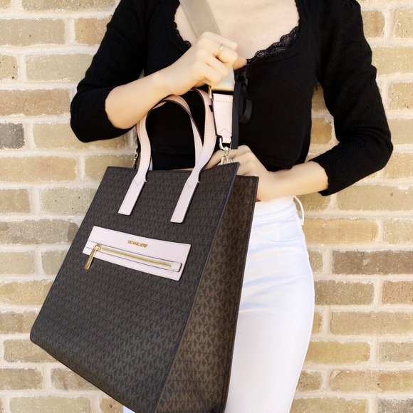 Michael Kors Kenly XL Tote Graphic Logo MK Pink + Double Zip Wristlet - Picture 9 of 10